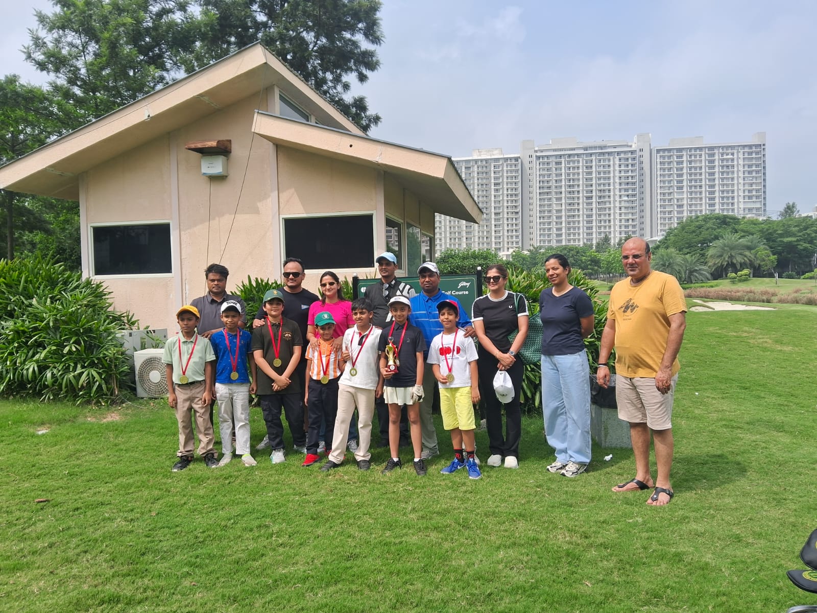 Golf students training outdoors